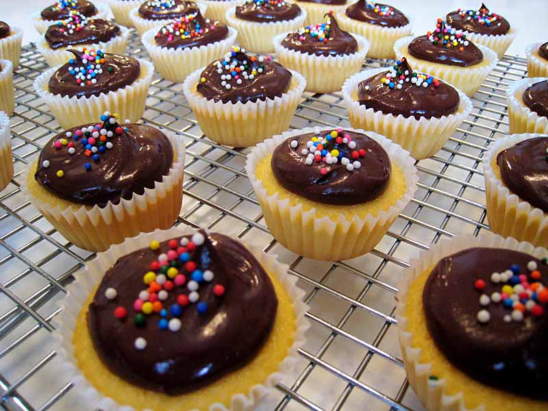 Bite-sized Cupcakes